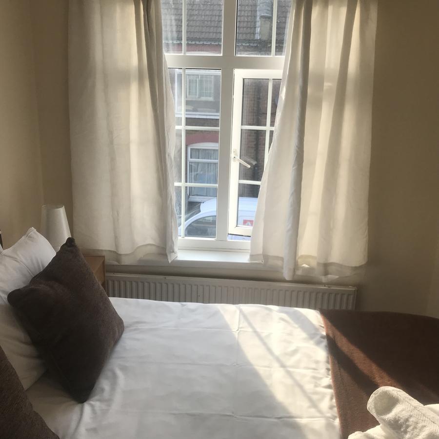 Tavistock House Hotell Luton  Exteriör bild